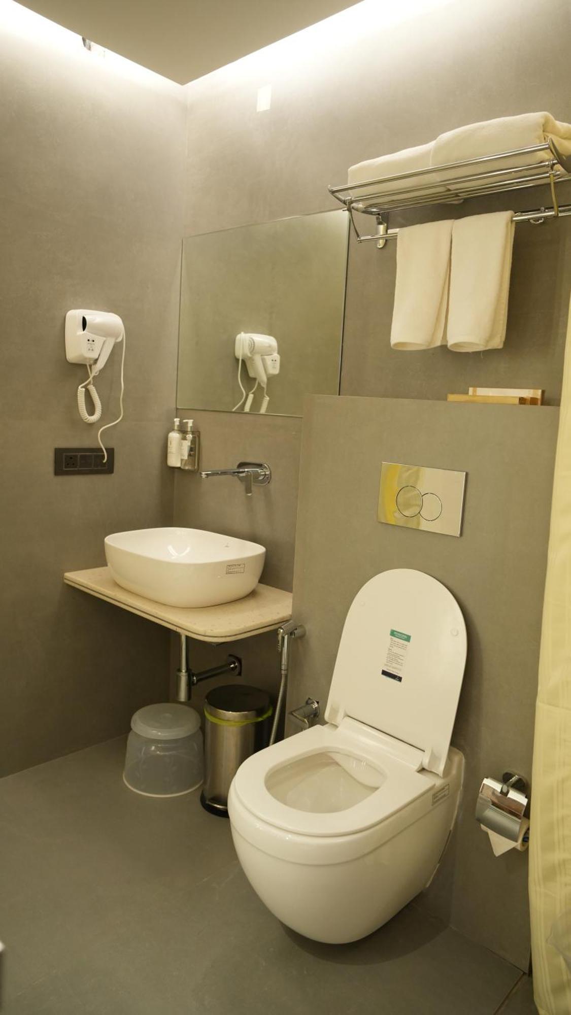 Jivanta Shirdi Extérieur photo