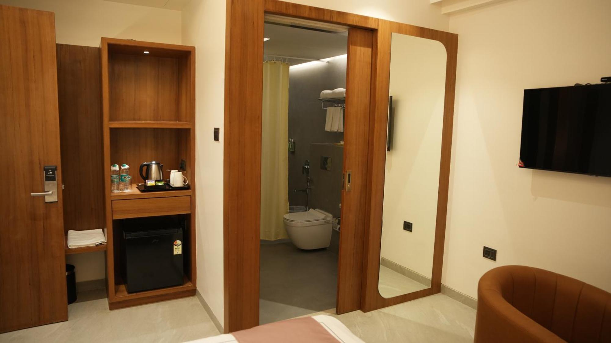 Jivanta Shirdi Extérieur photo